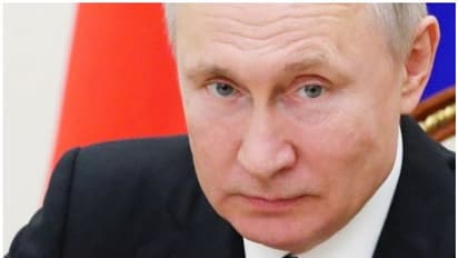 വ്ലാദിമിർ പുടിന്റെ 'കൊറോണാ കോൺഫിഡൻസി'ന് പിന്നിലെ രഹസ്യം ഇതാണ്