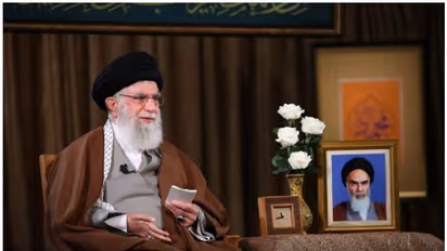 കൊറോണ ഇറാനിലെ ജനങ്ങളെ ലക്ഷ്യമിട്ടുള്ള അമേരിക്കയുടെ ജൈവായുധം; വൈദ്യസഹായത്തിനുള്ള യുഎസ് വാഗ്ദാനം തള്ളി ഇറാന്