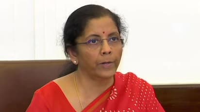 కరోనా ఎఫెక్ట్: ఐటీ రిటర్న్స్ దాఖలుకు గడువు పెంపు