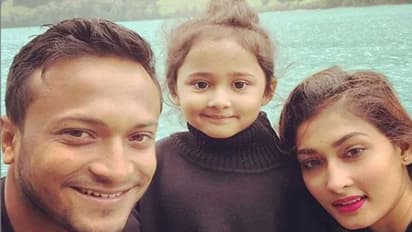 घर में रहकर भी अपनी बेटी से नहीं मिल पा रहे हैं शाकिब अल हसन, फेसबुक पर शेयर किया दर्द