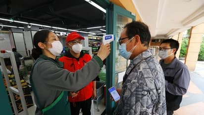 করোনাভাইরাসের 'এপিসেন্টার' উহানে এখন নতুন জীবন, লকডাউন তুলে নিচ্ছে চিন