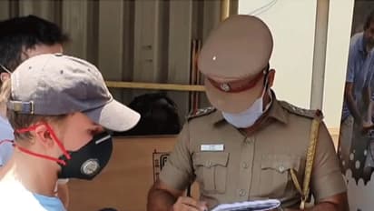 அடங்காத வெளிநாடு ரிட்டன்ஸ்..! ஏண்டா அடுத்தவன் உயிரை வாங்குறீங்க..??