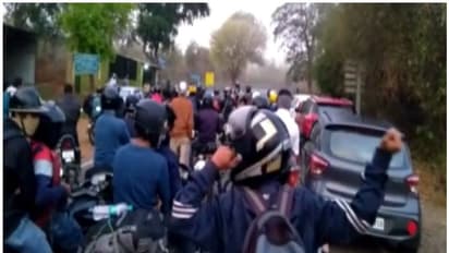 ബന്ദിപ്പൂർ വഴി വന്ന ആരും വീട്ടിൽ പോകരുതെന്ന് കർശന നിർദേശം, വയനാട് അതിർത്തി അടച്ചു