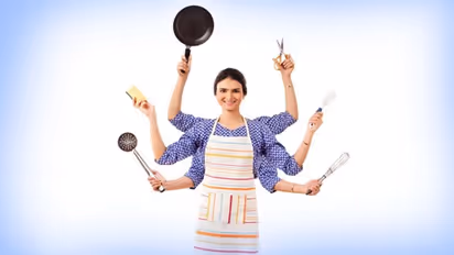 করোনার বাজারে হঠাৎ যেন আমি দশভূজা, অধ্যাপিকা ঝুমুর শেয়ার করলেন তার 'লকডাউন' কাহিনি