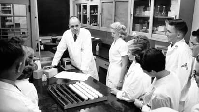 കൊവിഡ് 19 പോലെ അന്ന് പടര്ന്നുപിടിച്ച മഹാമാരിക്ക് വാക്സിൻ കണ്ടെത്തിയ ഡോക്ടർ