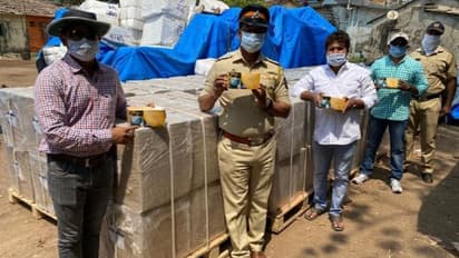 മുംബൈയില് കോടികളുടെ മാസ്ക് പൂഴ്ത്തിവയ്പ്; ഇന്ന് റെയ്ഡില് പിടിച്ചത് 4 ലക്ഷം മാസ്ക്