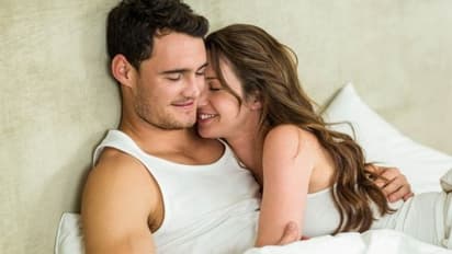 అమ్మాయిలు ఇలా చేస్తే.. అబ్బాయిలకు తెగ నచ్చేస్తారట!