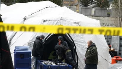 കളിക്കളങ്ങളില്‍ ഉയരുന്ന ആശുപത്രികള്‍; ചില കൊവിഡ് കാഴ്ചകള്‍