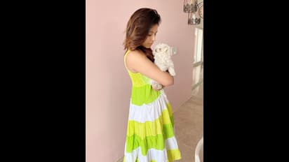 நாய்குட்டியுடன் புகைப்படத்தை பகிர்ந்த அஞ்சலி....!