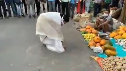 মাস্কের জন্য় হাহাকার বেলেঘাটা আইডিতে, লকডাউনে রাস্তায় দাগ কাটছেন মুখ্য়মন্ত্রী