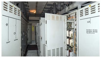 করোনা শত্রুর বিরুদ্ধে নতুন অস্ত্র, নিউক্লিয়ার বাঙ্কার কাজে লাগাচ্ছে ইজরায়েল