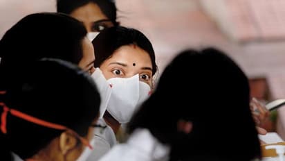 மக்களுக்கு உதவி செய்ய இதைவிட வேற சான்ஸே கிடைக்காது! முன்வருவார்களா பணக்கார பெரும்புள்ளிகள்!