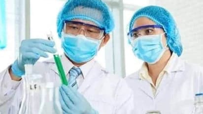 காலையில் நற்செய்தி..! கொரோனாவில் இருந்து முழுமையாக மீண்ட 21 வயது தமிழக இளைஞர்..!