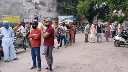 తాను చనిపోతూ.. 23 మందికి కరోనా అంటించాడు, 15 గ్రామాలకు సీల్