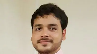 क्वारंटाइन नियमों को तोड़कर केरल से कानपुर पहुंचा था आईएएस, अब हुआ संस्पेंड