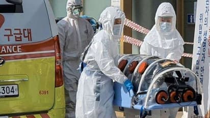 இத்தாலியை அலற விடும் கொடூர கொரோனா..! 10,000 உயிர்களை பறித்து கோர தாண்டவம்..!