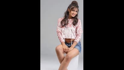 'ಏಕ್ ಲವ್ ಯಾ' ಅನ್ಕೊಂಡು ರಚ್ಚುಗೇ ಕಾಂಪಿಟೇಷನ್ ಕೊಡಲು ಬರ್ತಿದ್ದಾಳೆ ಈ ಸುಂದ್ರಿ...