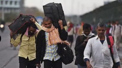 കാൽനടയായി നാട്ടിലേക്ക് മടങ്ങുന്ന തൊഴിലാളികൾക്ക് വിശ്രമകേന്ദ്രങ്ങളൊരുക്കി ആന്ധ്ര സർക്കാർ