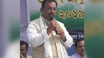 চিকিৎসক ও স্বাস্থ্যকর্মীদের দুরাবস্থায় ব্যথিত, থাকা-খাওয়ার দায়িত্ব নিলেন কংগ্রেস নেতা