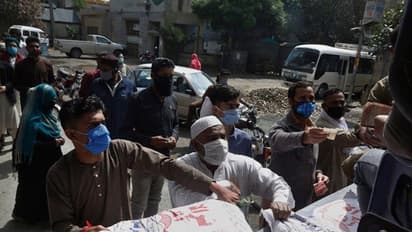 'করোনা করে না বৈষম্য, ইমরান সরকার করে', অমানবিকতার শিকার পাক হিন্দুরা