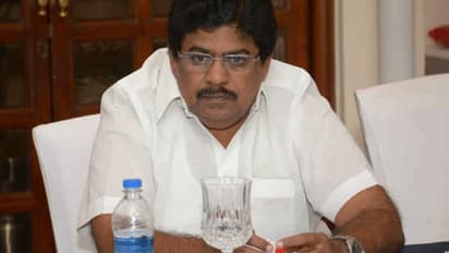 தீவிரவாதிகளின் பிடியில் தமிழ்நாடு.. ஆளுநர் மாளிகையில் அலறிய பாஜக மாநில து.த கே.பி ராமலிங்கம். 