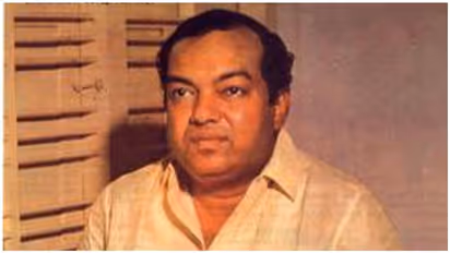 உலகம் போகின்ற வேகம் உருவமும் இனிமேல் மாறும்... அன்றே சொன்ன கண்ணதாசன்..!