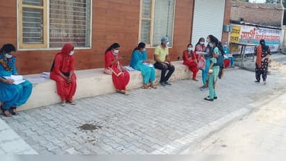 हे भगवान...यहां मां के साथ उसके 2 बच्चे भी मिले पॉजिटिव, मासूमों को पता भी नहीं क्या होता है कोरना