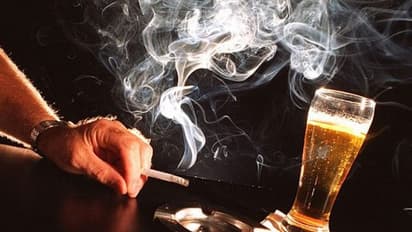 कोरोना से बचाव के लिए शराब और मादक पदार्थों से रहें दूर, इनसे इम्युनिटी पर पड़ता है बुरा असर