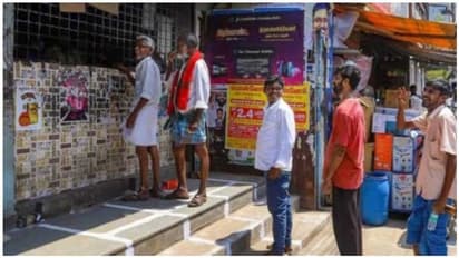 குடி வெறியர்களுக்கு குஷியான செய்தி... மதுபாட்டில்கள் வாங்க சிறப்பு ‘பாஸ்’..!