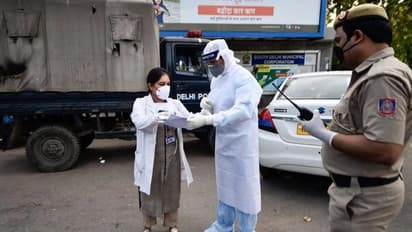 আবারও দিল্লিতে করোনায় সংক্রমিত চিকিৎসক, বন্ধ করে দেওয়া হল সরকারি হাসপাতাল