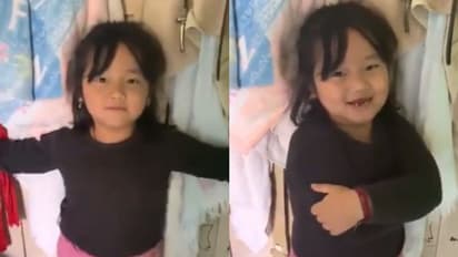 'বাইরে যেতে দেবো না করোনা আছে', বাবার সামনে দরজা আগলে দাঁড়ানো ক্ষুদের কীর্তি ভাইরাল নেট দুনিয়ায়