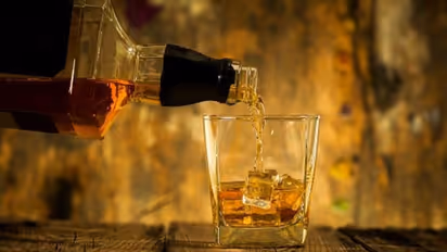 Coronavirus lockdown: What are withdrawal symptoms and how to cure it?