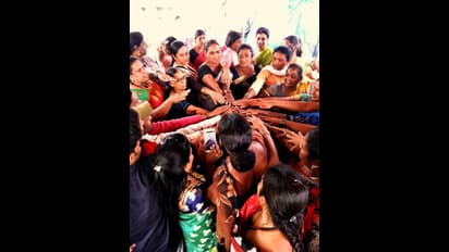 “మా మూడో ప్రపంచం గురించి వింటారా? ”