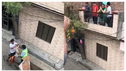 প্রাণের ঝুঁকি নিয়ে কাজ করছেন ওঁরা, সাফাইকর্মীদের পুষ্পবৃষ্টি করে  শ্রদ্ধা জানালো পঞ্জাব