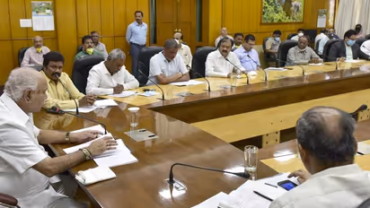 ರೈತರ ನೆರವಿಗೆ ಧಾವಿಸಿದ ಸಿಎಂ: ಇಂದಿನ ಸಭೆಯಲ್ಲಿ ತೆಗೆದುಕೊಂಡ ತೀರ್ಮಾನಗಳು ಇಂತಿವೆ