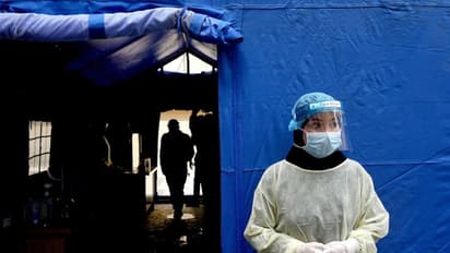 അതിഥി തൊഴിലാളികൾക്കു വേണ്ടി സഞ്ചരിക്കുന്ന കൊവിഡ് സ്‌ക്രീനിംഗ് യൂണിറ്റ് പെരുമ്പാവൂരിൽ; രാജ്യത്ത് ഇതാദ്യം