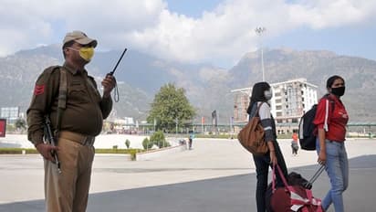 ছ'দিনে কতটা কমল করোনার জারিজুরি, লকডাউন-এ কি আদৌ কাজ হচ্ছে, দেখুন ভিডিও