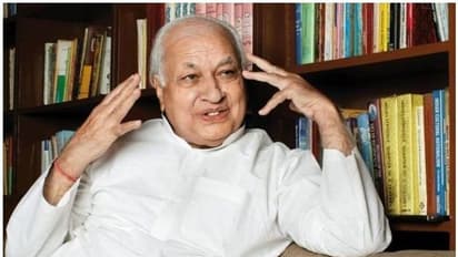 Kerala Governor applauds state government for being 'pro-active' in handling coronavirus situation