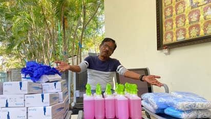 கொரோனா தடுப்பு பணியில் ஈடுபட்டு வரும் ஊழியர்களுக்கு உதவிய இயக்குனர் பாரதிராஜா!