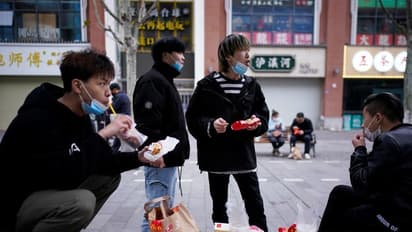 கொரோனா வைரஸ் ஆண்களேயே அதிகம் தாக்குமாம்.? ஆராய்ச்சி முடிவுகள் என்ன தான் சொல்லுகிறது.