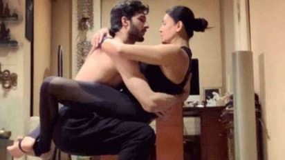 ലോക്ഡൗൺ കാലത്ത് കപ്പിള്‍ വര്‍ക്കൗട്ടുമായി സുസ്മിത സെൻ; വെെറലായി ചിത്രങ്ങൾ