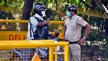 അച്ഛന് ലോക്ക് ഡൗൺ ലംഘിച്ചു; മകന്റെ പരാതിയില് കേസെടുത്ത് പൊലീസ്