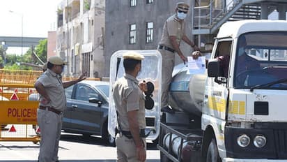 బెడ్ షీట్ చుట్టుకుని ఆస్పత్రి ఆరో అంతస్థు నుంచి పరారీకి యత్నించి మృతి