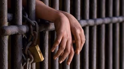 Prisoner under observation in coronavirus ward escapes from Kerala jail