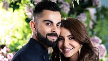 మోదీ పిలుపు... దీపాల వెలుగులో విరుష్క జోడి