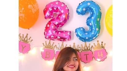 ஒன்றா, இரண்டா இவங்க திறமை சொல்ல... கொழு, கொழு அழகில் வசியம் செய்யும் கேரளத்து பைங்கிளி ஷாலின் சோயா...!