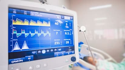 নামমাত্র দামে পোর্টেবল ভেন্টিলেটর, করোনা-যুদ্ধে একের পর এক অস্ত্রে জাত চেনাচ্ছে আইআইটি