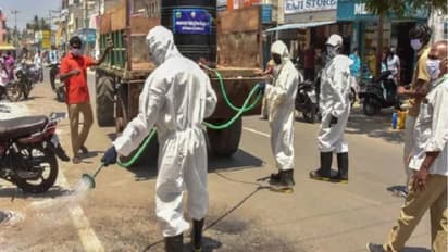 കൊവിഡ് ബാധിതരെന്ന് സംശയിക്കുന്നവര് ആശുപത്രിയില് മനപ്പൂര്വം തുപ്പിയെന്ന്; 42 പേര് നിരീക്ഷണത്തില്