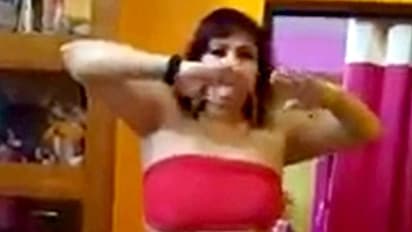 তন্বী কাকিমার লকডাউন এফেক্ট, বাড়িকেই বানিয়ে ফেললেন ডিস্কো থেক, হয়ে গেলেন ভাইরাল