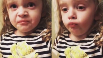 লকডাউনে মায়ের রান্না মুখে তুলেই কুঁচকে গেল মুখ, একরত্তির মুখভঙ্গিতে হেসে খুন নেট দুনিয়া